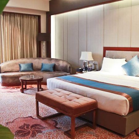 The Longemont Shenyang Hotel Bagian luar foto